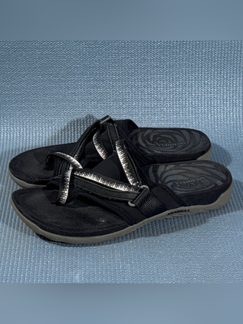 Merrell Women's Terran 3 Cush Post Sandals in Black Size 7